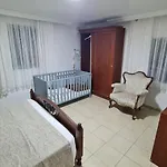 The Tulip Apartament *